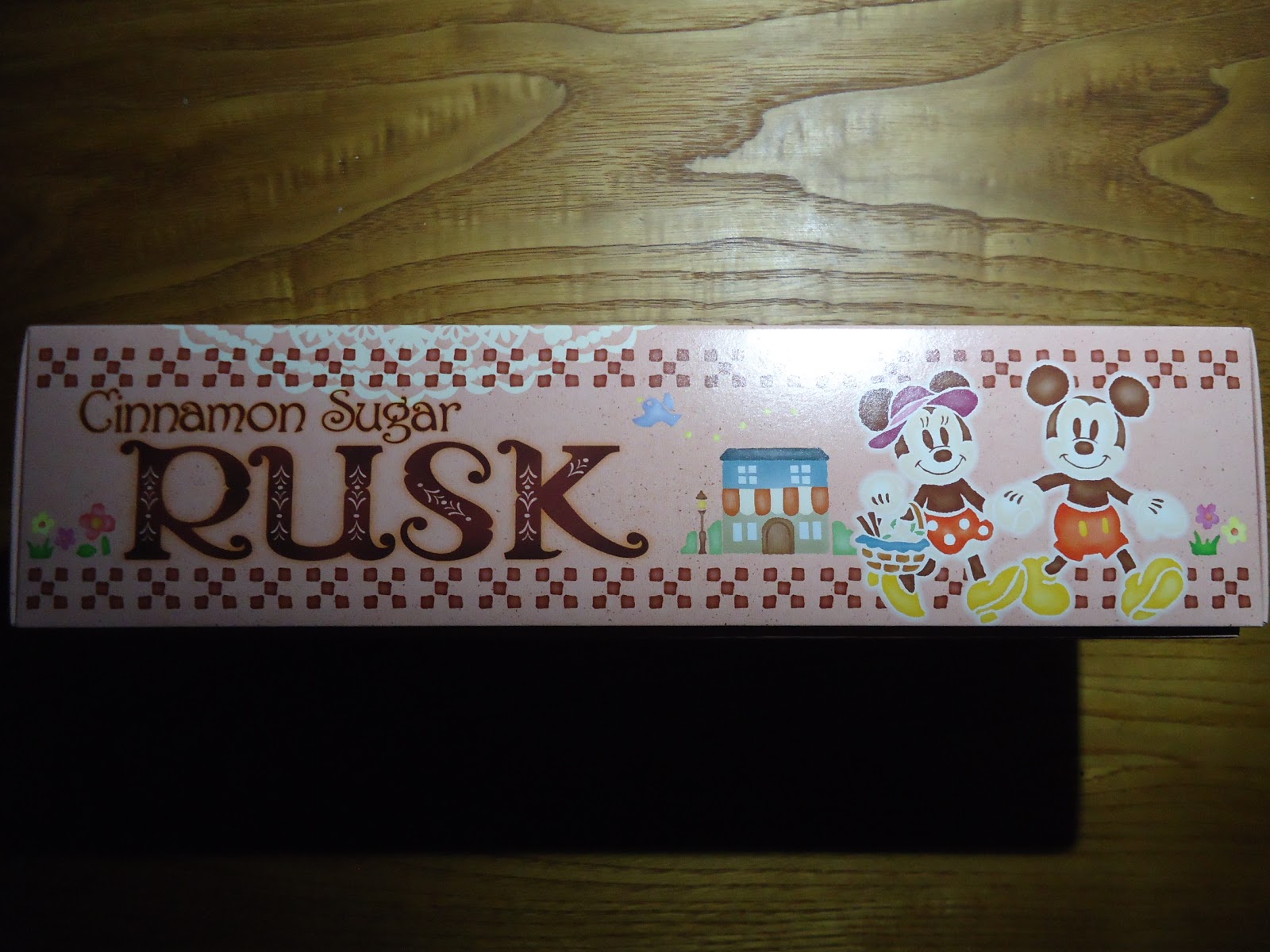 ディズニーのお土産 Tdr ミッキー ミニー ラスク シナモンシュガー味 山崎製パン ぼくのケチリッチな節約日記