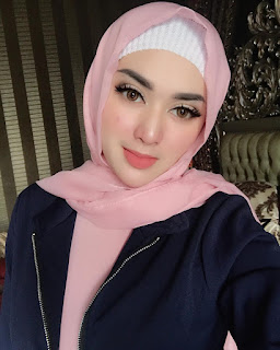 Profil dan Biodata Tiara Dewi Mantan Istri Lucky Hakim, Lengkap Dengan Agama dan Foto Terlengkap