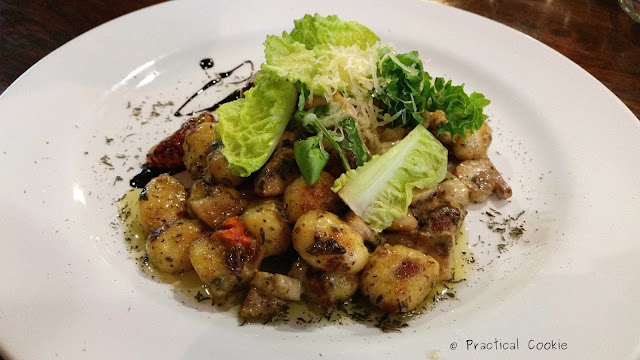 Gnocchi and Pesto - Lunch at O'ways Tea Cafe