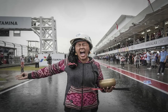 Indonesian Rain Shaman Failed To Stop Rain At Mandalika International Street Circuit