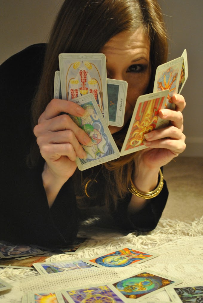 Ten Things Your Tarot Reader Won't Tell You