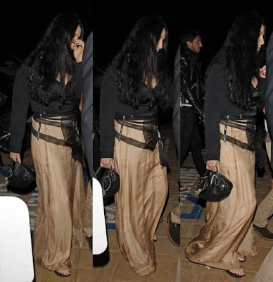 Cher photographed several times leaving the restaurant