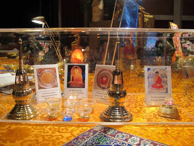 Maitreya Project, Relic Tour, Herzschrein, Buddhas Reliquien, Bodensee Forum, Ringsel, Bodenseeforum, Bodensee, 