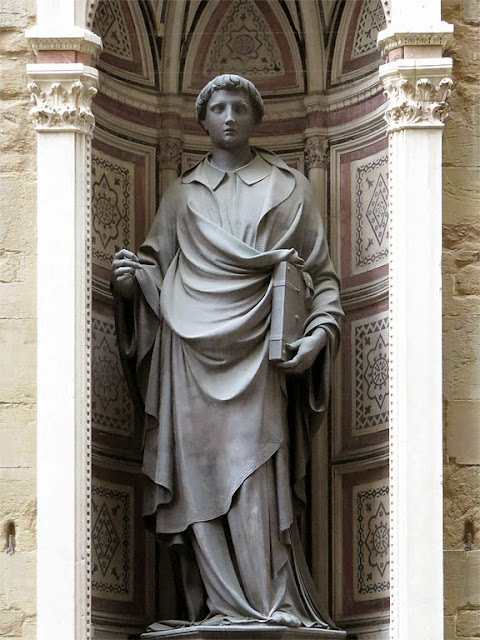 Copy of Santo Stefano, Saint Stephen by Lorenzo Ghiberti, Orsanmichele, Via dell'Arte della Lana side, Florence