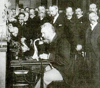 demonstrasi telepon pertama
