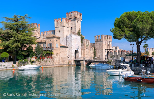 foto do castelo de Scaliger em Sirmione