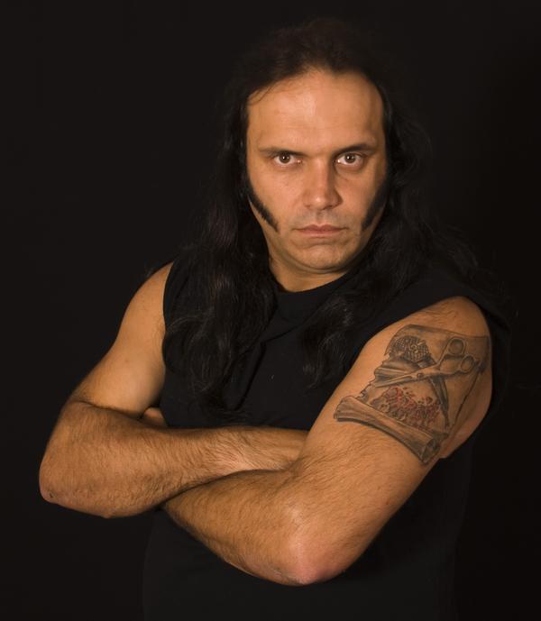 Ex-vocalista do Iron Maiden Blaze Bayley Fará shows no Brasil em 2011