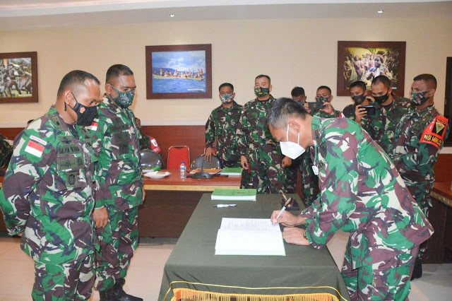 Satgas TNI di Perbatasan RI-PNG Resmi Diserahterima