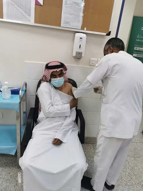 Vaccination centers in Madina receive Citizens and Expats for Corona Vaccination - Saudi-Expatriates.com