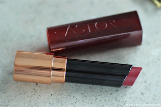 Perfect Stay Fabulous Matte Lipstick - Nr. 540 Life in Berry - www.annitschkasblog.de