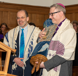 Rabbi Paul Freedman (L) & Rabbi DY Stern (R)