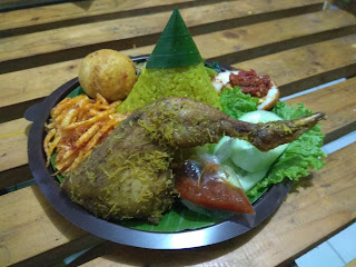 Tumpeng Mini