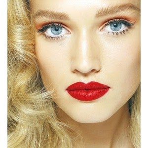 Beauty Snack: Red Lips