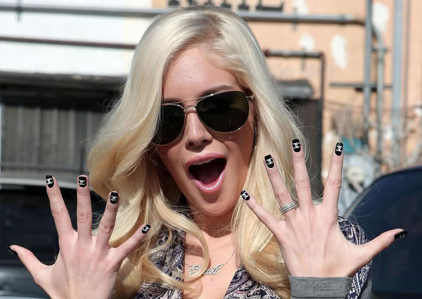 Celebrity Acrylic Nail Designs