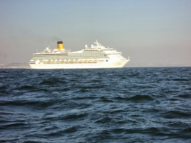 Cruise ship in Cascais