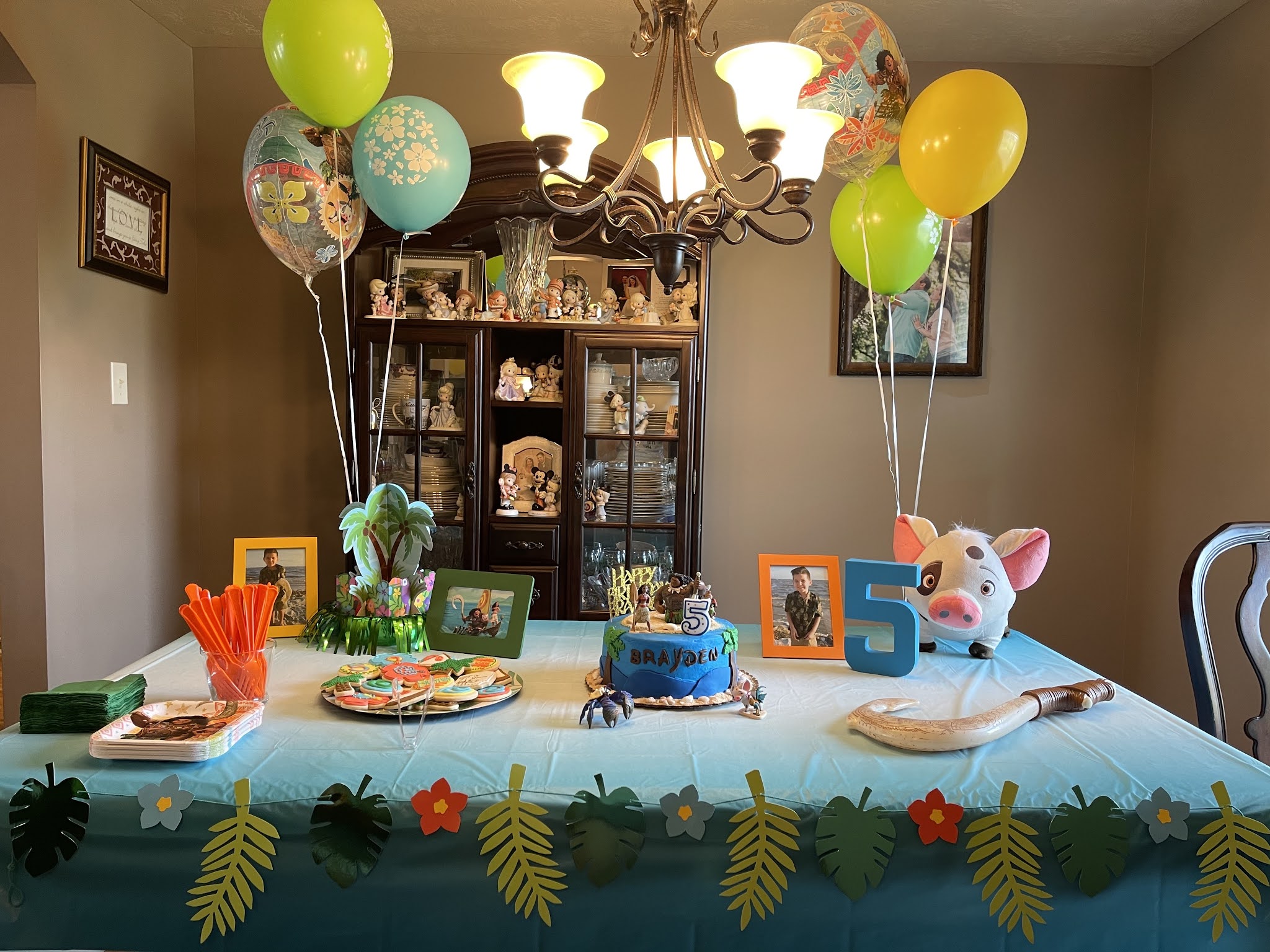 Just Me and My Running Shoes: 5th Birthday Party - Maui Themed (From  Moana)