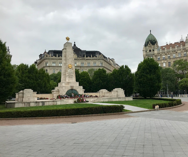 Budapest en tres días: Plaza de la Libertad
