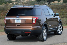 Rear three-quarters view of the 2012 Ford Explorer in desert hills