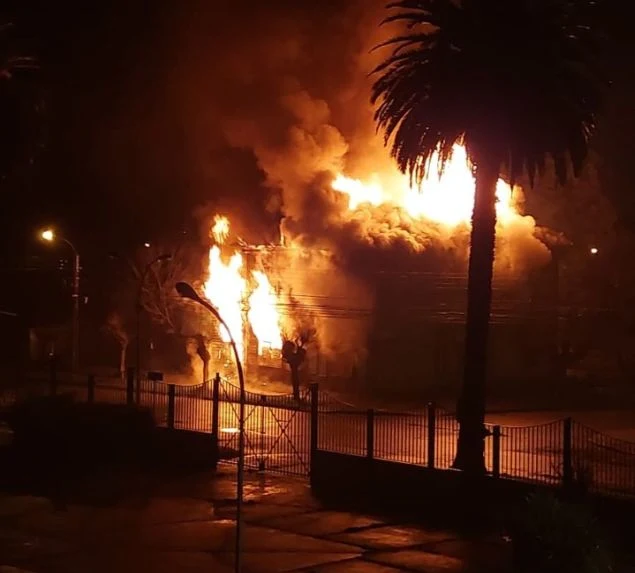 Incendio de madrugada en La Unión