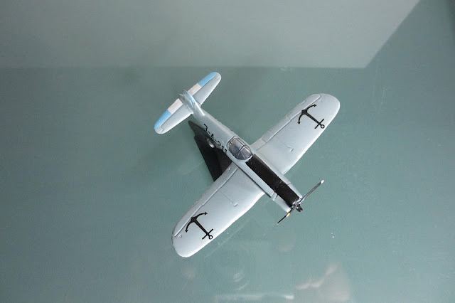 1/144 Vought F4U Corsair diecast metal aircraft miniature