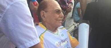  cirurgião Ivo Pitanguy, morre aos 93 ( noventa  e três)  anos de idade ,em casa, no Rio