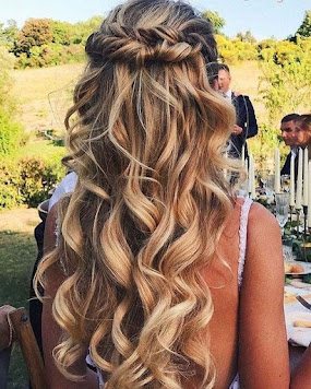 Glamorous hairstyles for the Valentine’s day