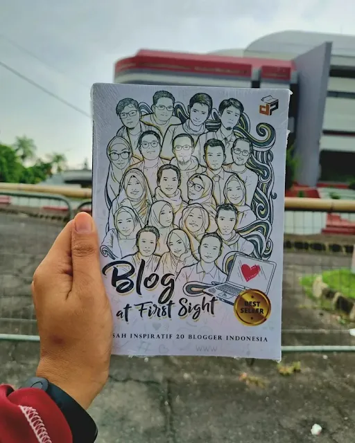 Buku Blog at First Sight