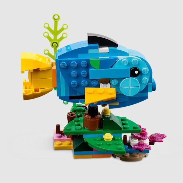 lego creator 3 in 1 exotic parrot to frog to fish 31136