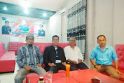 Ketua Umum FRN Aceh Dengan Dua Ketua FRN Kabupaten Bahas Kemajuan FRN Kedepan