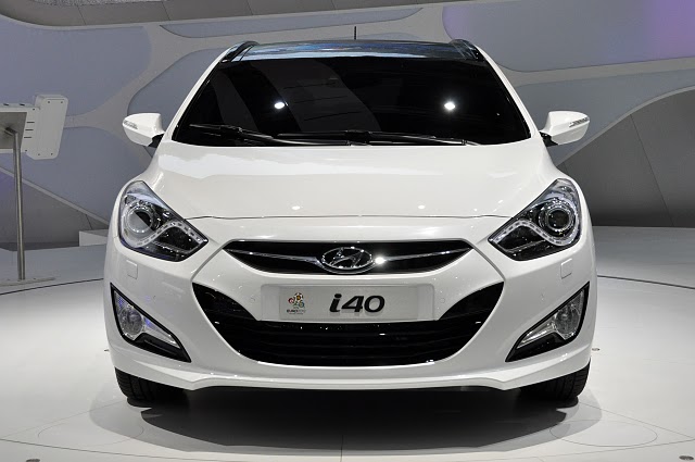 Hyundai's i40 is a familysized estate car South Korean car manufacturer 