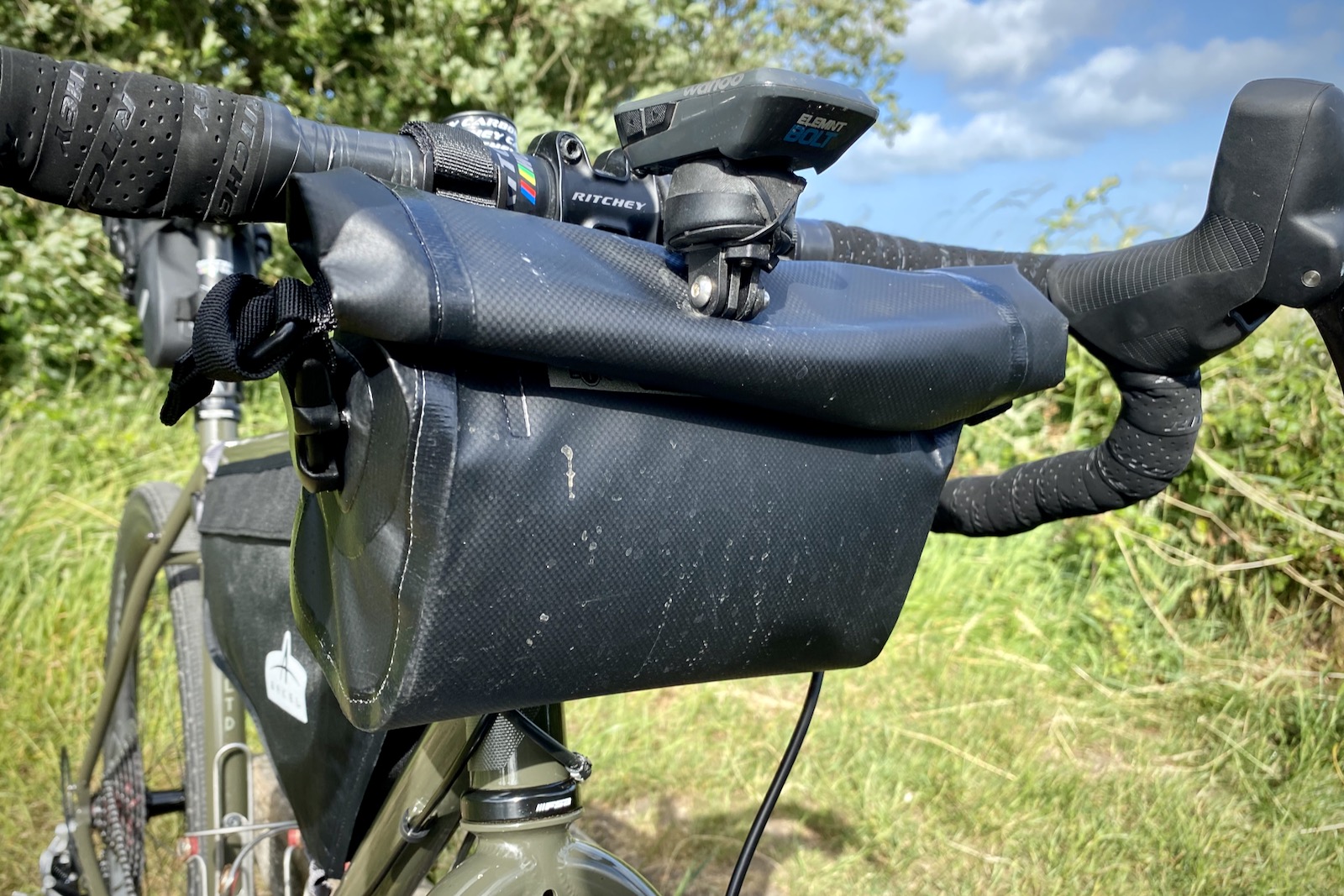 Review Btr Waterproof Bicycle Handlebar Bike Bag
