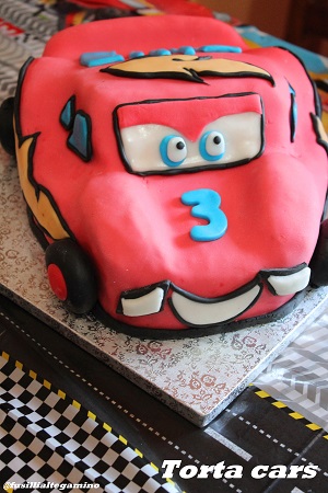 cars cake