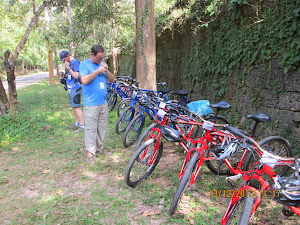 "Exodus Cycling tours"  at a halt in the archaeological park.