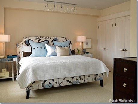 sarahs-house-master-bedroom-image1_0