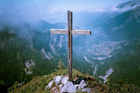 Rugged Cross - Photo by Hugues de BUYER-MIMEURE on Unsplash