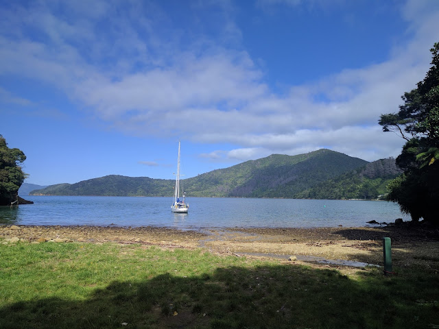 Queen charlotte track