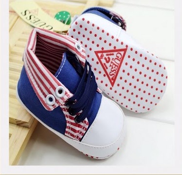 Sealed with the Kiss: New Baby Cloth  PreWalk Shoes