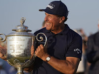 Phil Mickelson wins US PGA Championship.