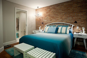 room-decor-brick-wall