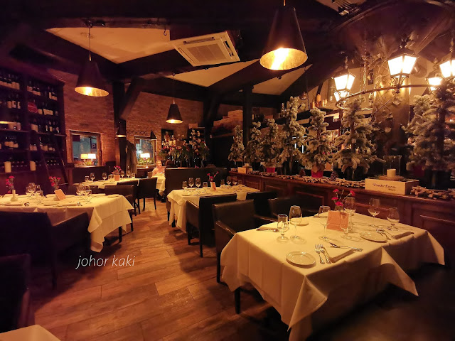 10 Polish Restaurants in Warsaw, Lodz, Torun, Gdansk for Memorable Food Tour in Poland