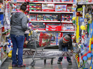 Atenção! Lojas sobem os preços antes dos descontos da Black Friday!