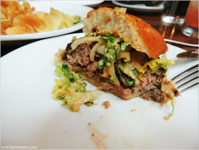 Alden & Harlow: CLASSIC SECRET BURGER