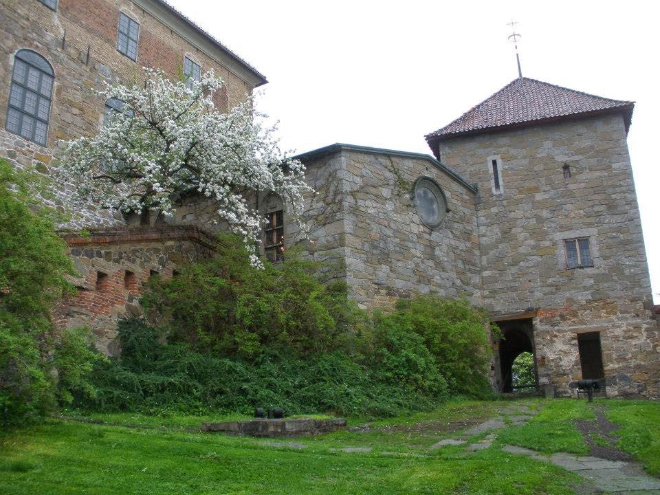 La Torre de la Doncella (Jomfrutarnet) (@mibaulviajero)