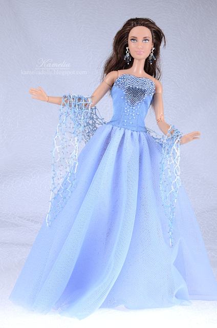 Beaded sky blue tulle bridesmade dress gown for Barbie doll