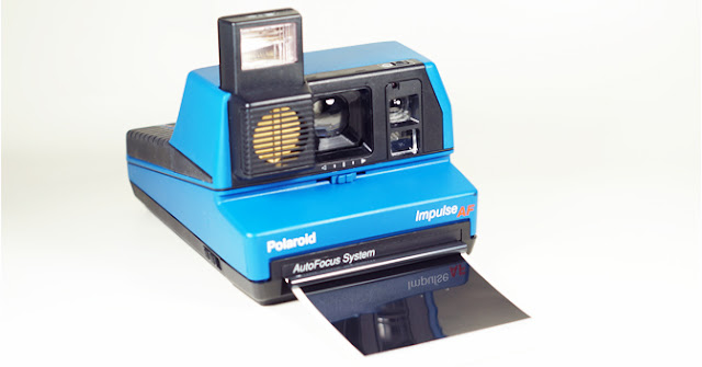 Polaroid 600 Blue Impulse AF Instant Film Camera Auto ...