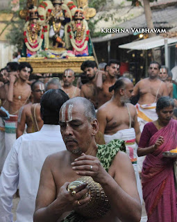 Sri Narasimha Swamy, Dhavana Utsavam, Venugoplan Thirukkolam,Theliya Singar, Azhaiya Singar,Thirumanjanam, Purappadu,  Triplicane,  Purappadu, Thiruvallikeni, Utsavam