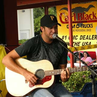 Luke Bryan – Little Bit Later On Lyrics | Letras | Lirik | Tekst | Text | Testo | Paroles - Source: emp3musicdownload.blogspot.com