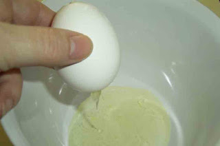 Benefits of Yogurt and White Egg Mask for Breast