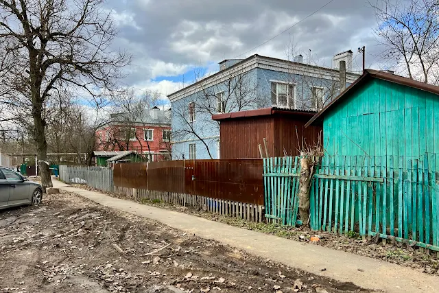 Долгопрудный, Первомайская улица, Лихачёвский проезд, дворы, жилой дом 1959 года постройки, жилой дом 1961 года постройки