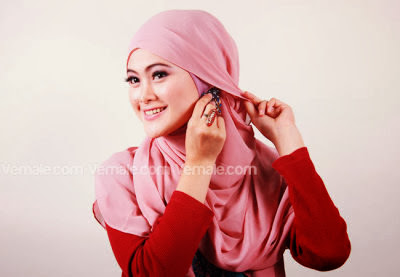 cara memakai jilbab pashmina